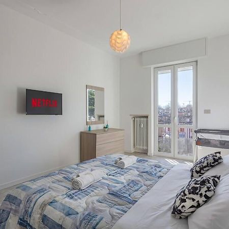 Garda Lake View Apartment Desenzano del Garda Kültér fotó