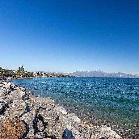 Garda Lake View Apartment Desenzano del Garda Kültér fotó