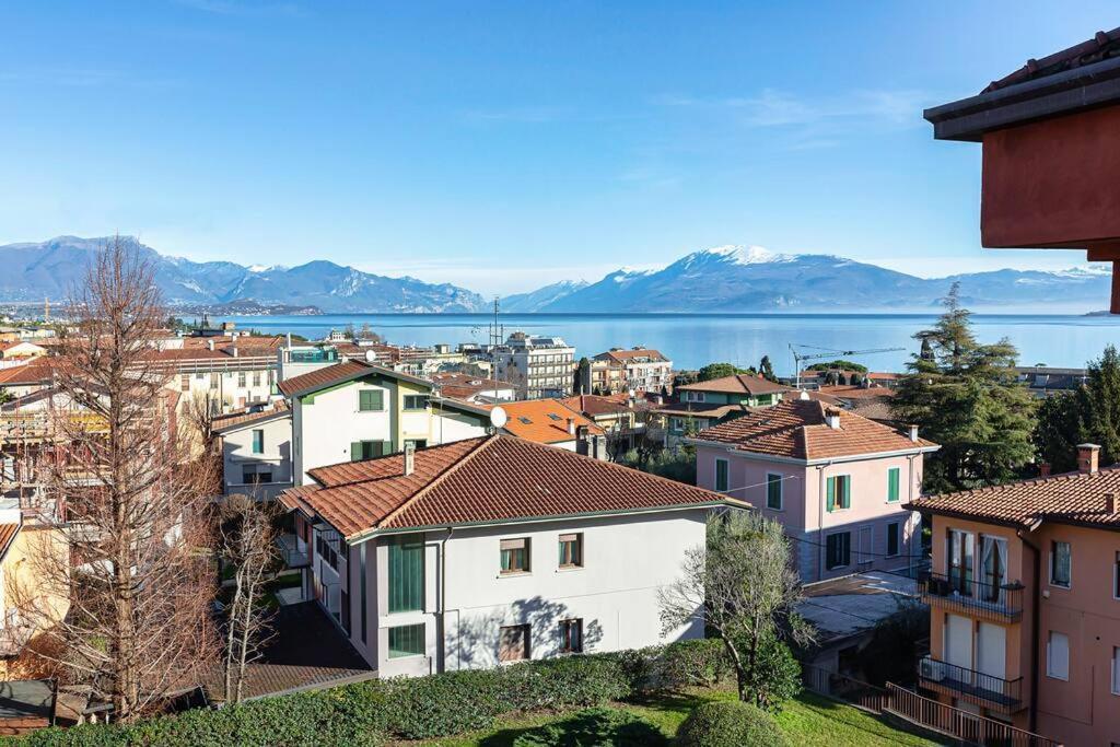 Garda Lake View Apartment Desenzano del Garda Kültér fotó